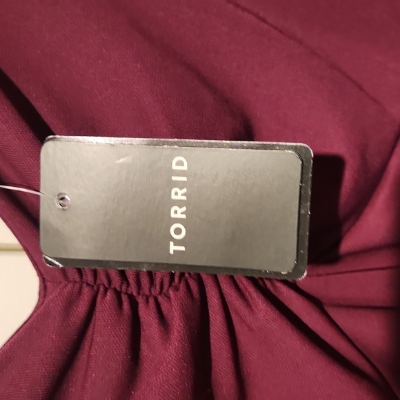 Torrid Jersey Gown - Picture 3 of 6